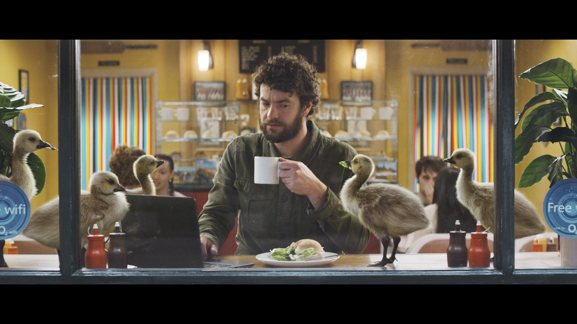 O2 'More For You': Goslings